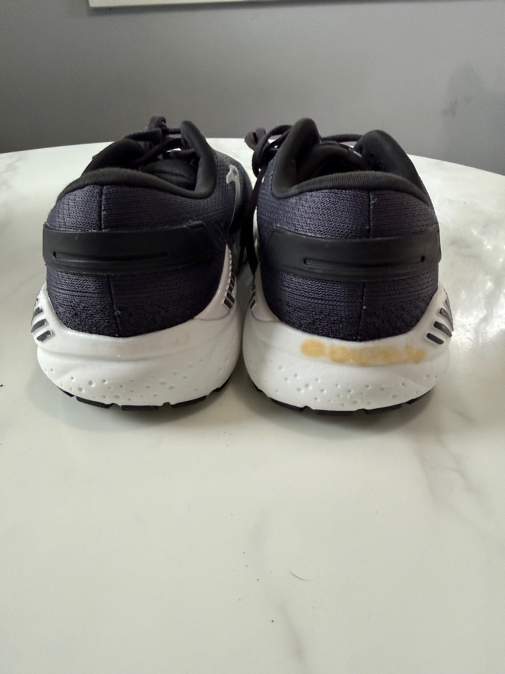Brooks Ariel GTS Running Shoes - Black & White - Picture 2 of 11